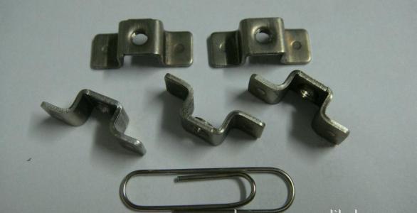 沖壓件加工中沖壓模具有哪些分類？